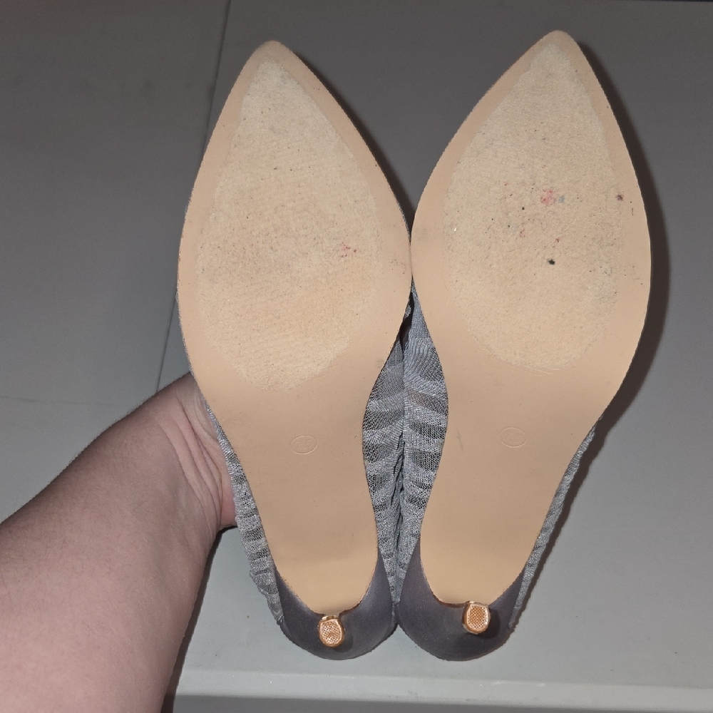 Cape Robbin Silver Pointed Heels - image 6